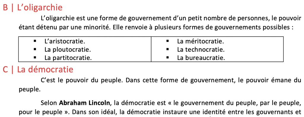 Une liste d'éléments est agencée de manière à combler le vide sur sa droite. Elle est organisée en deux colonnes grâce à un tableau, ici visible par ses bordures apparentes.
