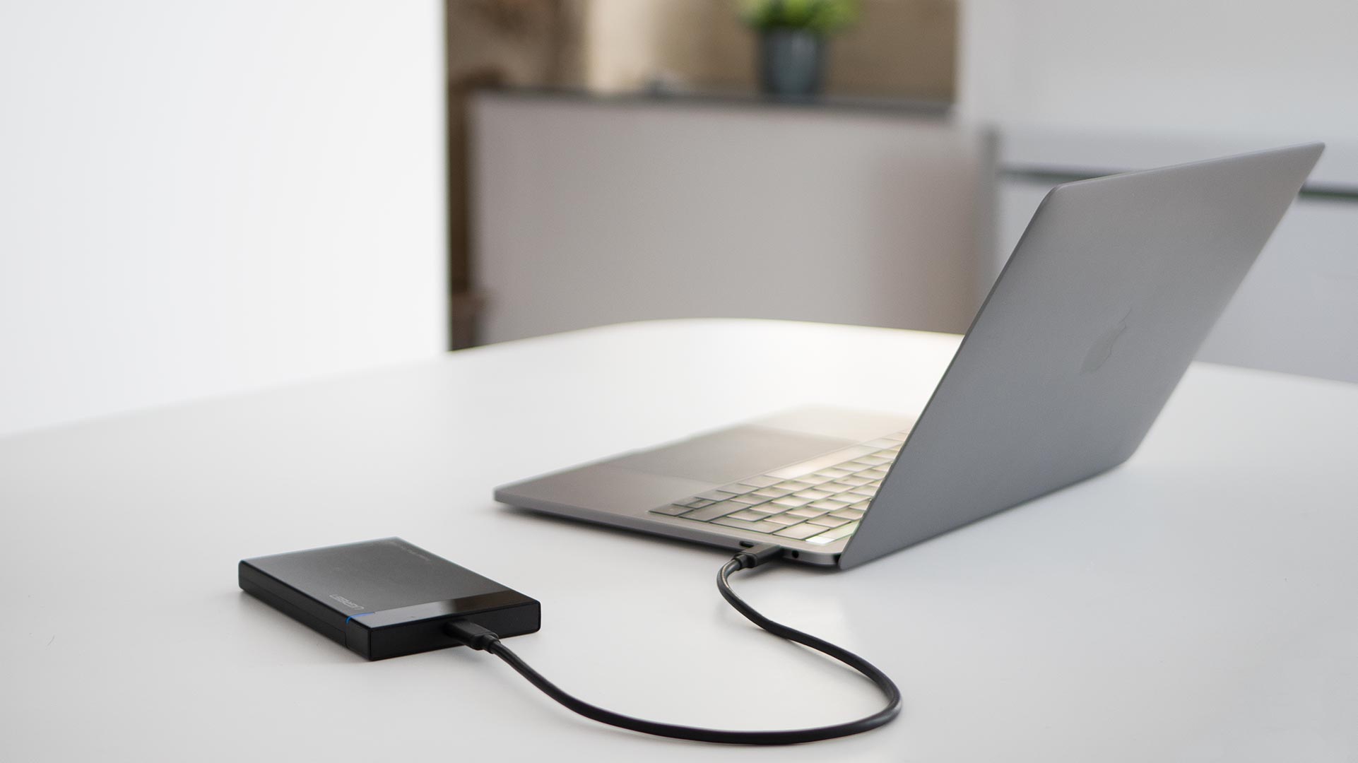 MacBook Pro 16 : les dongles USB/Bluetooth peuvent poser problème